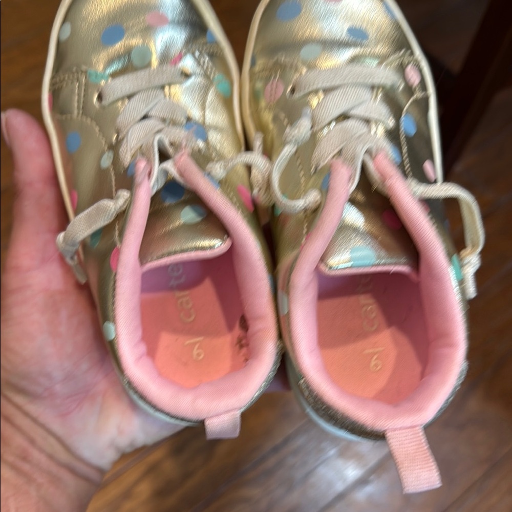 Mini Melissa, Lelli Kelly, Nicole Miller & Carter’s kids shoes - Picture 15 of 16